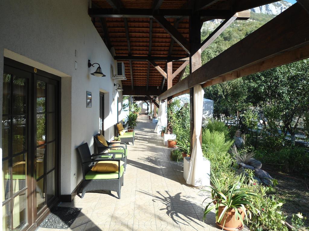 Pensiunea La Dolce Vita Băile Herculane Dış mekan fotoğraf
